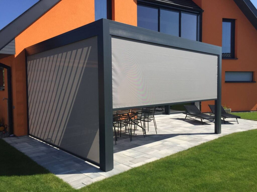 store vertical sur pergolas